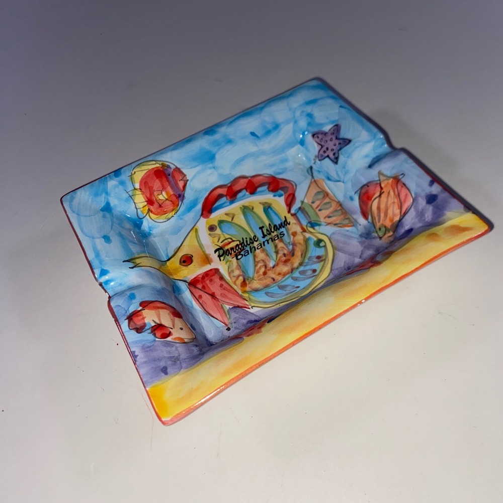 American Gift Paradise Island Bahamas Hand Painted Ceramic Tropical Fish Ashtray
